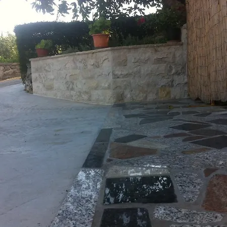 Prahovic 아파트 Ždrelac