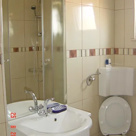 Prahovic 아파트 Ždrelac