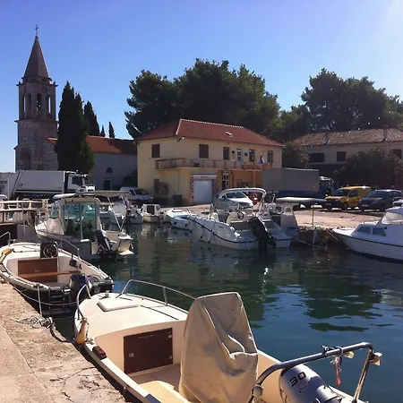 アパート Prahovic Ždrelac